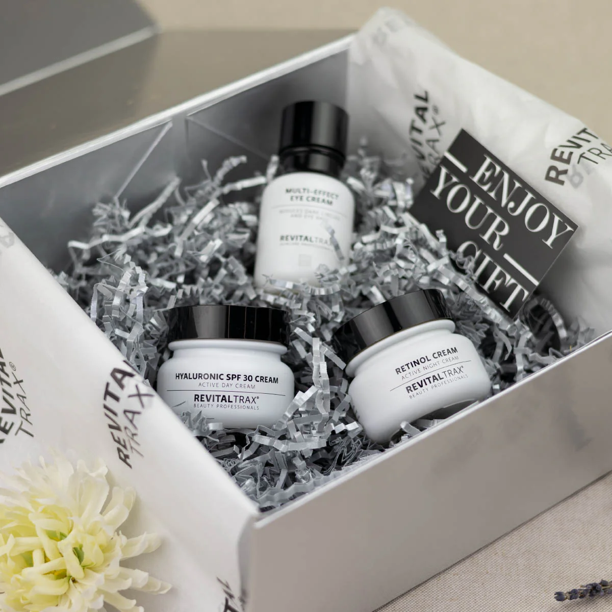 Cream Gift Box - Image 2