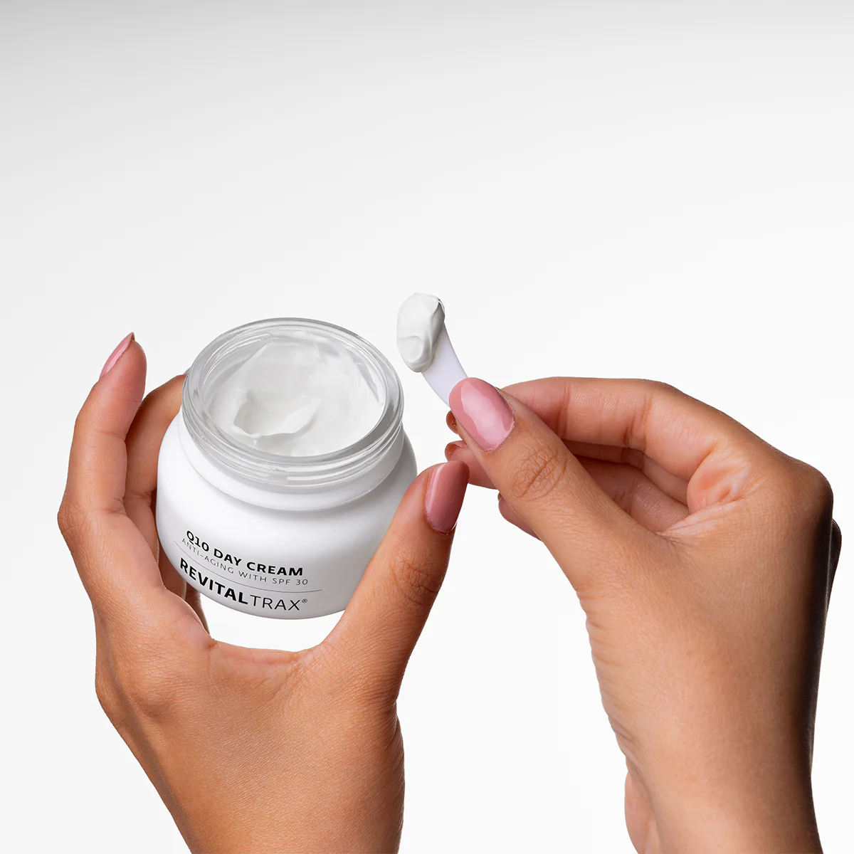 Q10 Anti-Aging SPF30 Day Cream - Image 9